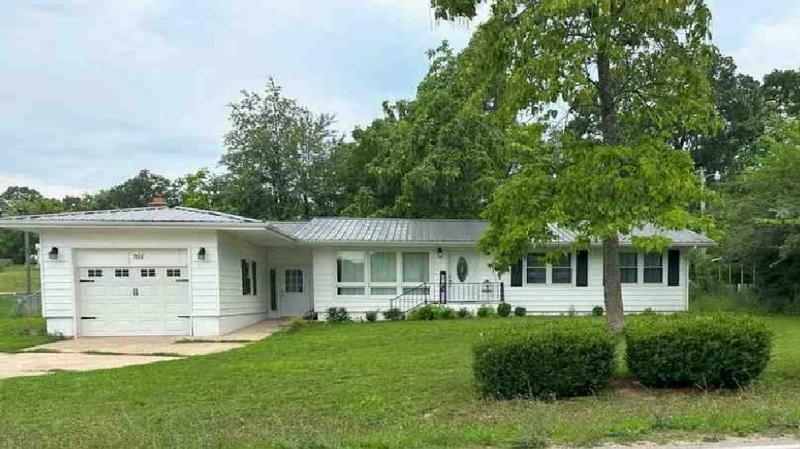 701 W 4TH ST - Image 1570538