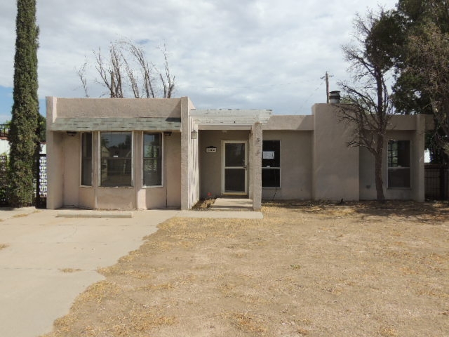 306 Russell St - Image 1603457