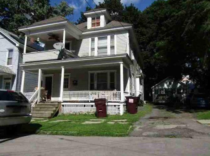 10 PLACE STREET - Image 3020757
