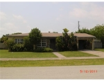 910 Ne 179th Ter Miami, FL 33162 - Image 3596664